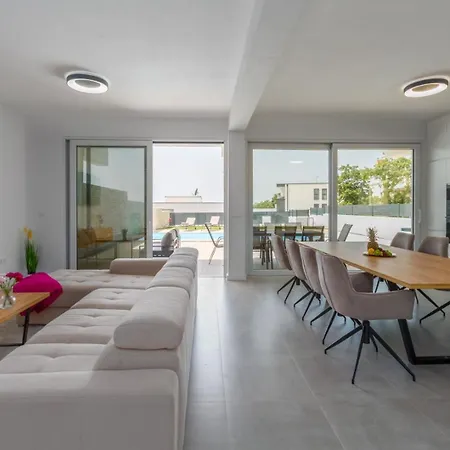 Vila Melia